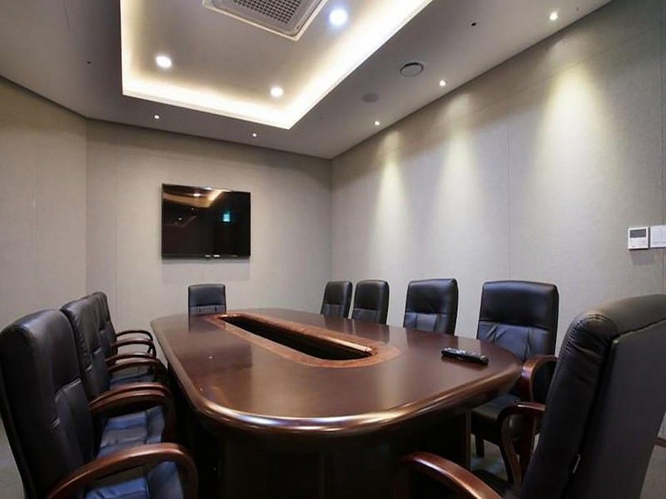 Manu Hotel 3*